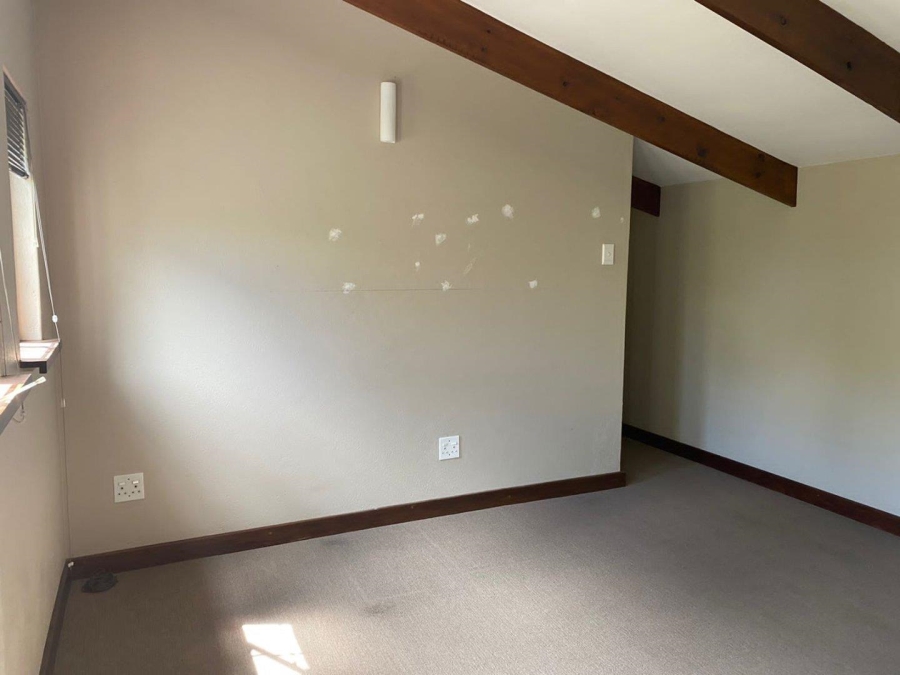 To Let 4 Bedroom Property for Rent in Sonheuwel Mpumalanga