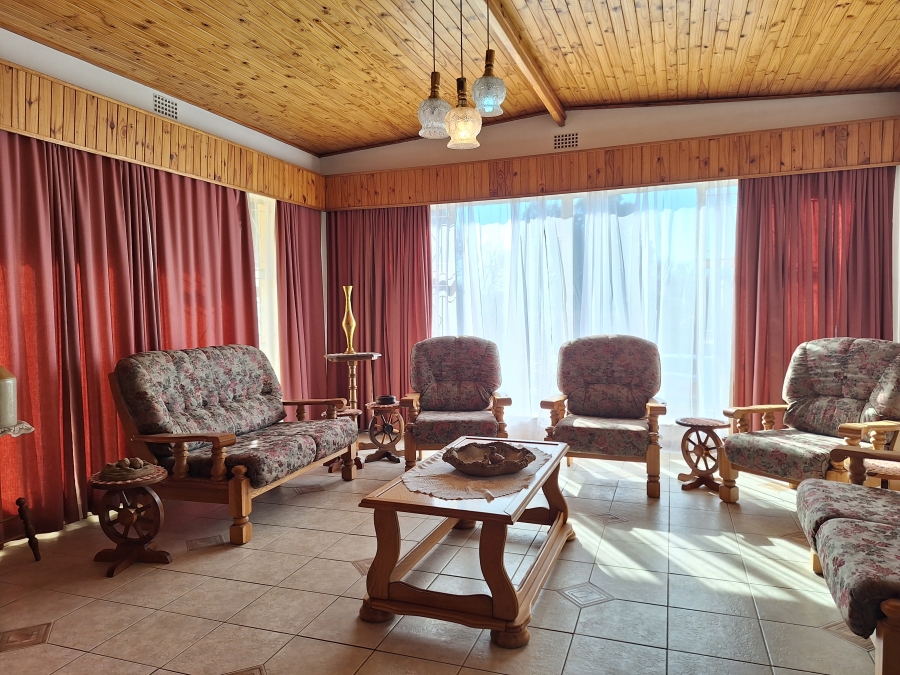 3 Bedroom Property for Sale in Volksrust Mpumalanga