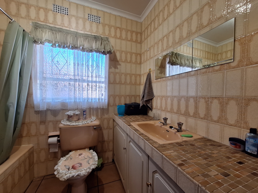 3 Bedroom Property for Sale in Volksrust Mpumalanga