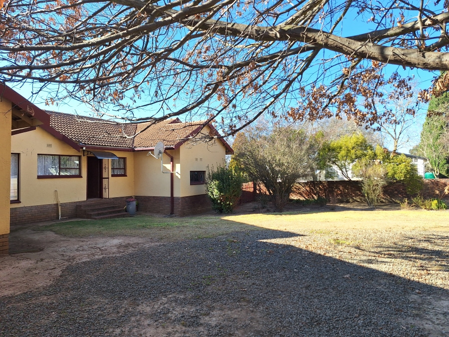 3 Bedroom Property for Sale in Volksrust Mpumalanga