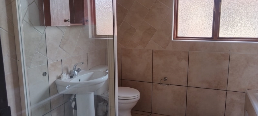 To Let 3 Bedroom Property for Rent in Reyno Ridge Mpumalanga