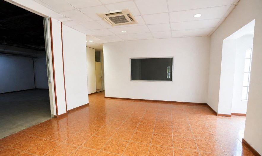 To Let Commercial Property for Rent in Nelspruit Mpumalanga