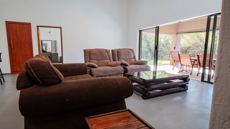 3 Bedroom Property for Sale in Marloth Park Mpumalanga