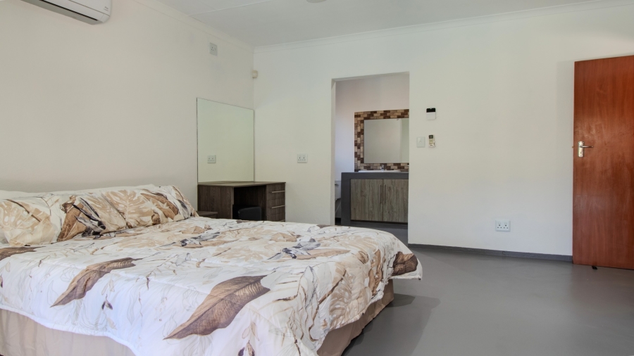 3 Bedroom Property for Sale in Marloth Park Mpumalanga