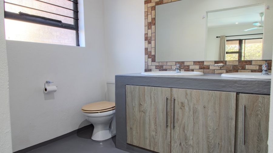 3 Bedroom Property for Sale in Marloth Park Mpumalanga