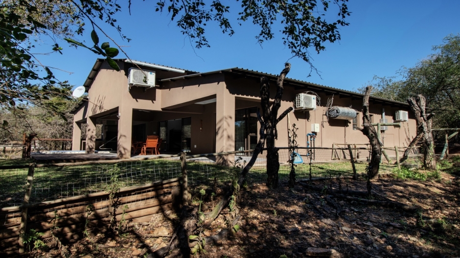 3 Bedroom Property for Sale in Marloth Park Mpumalanga