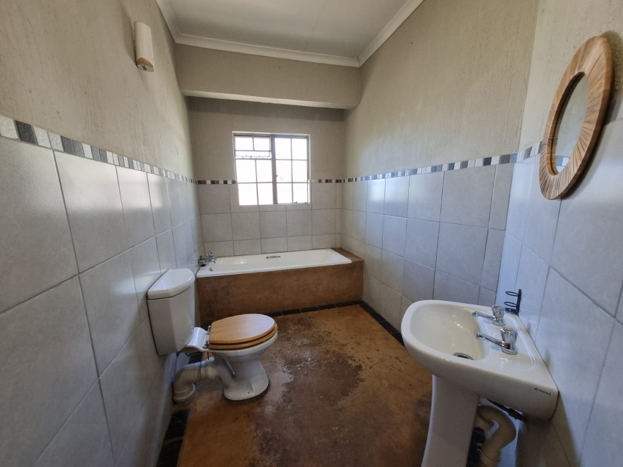 3 Bedroom Property for Sale in Stonehenge Ext 1 Mpumalanga