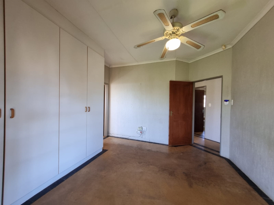 3 Bedroom Property for Sale in Stonehenge Ext 1 Mpumalanga