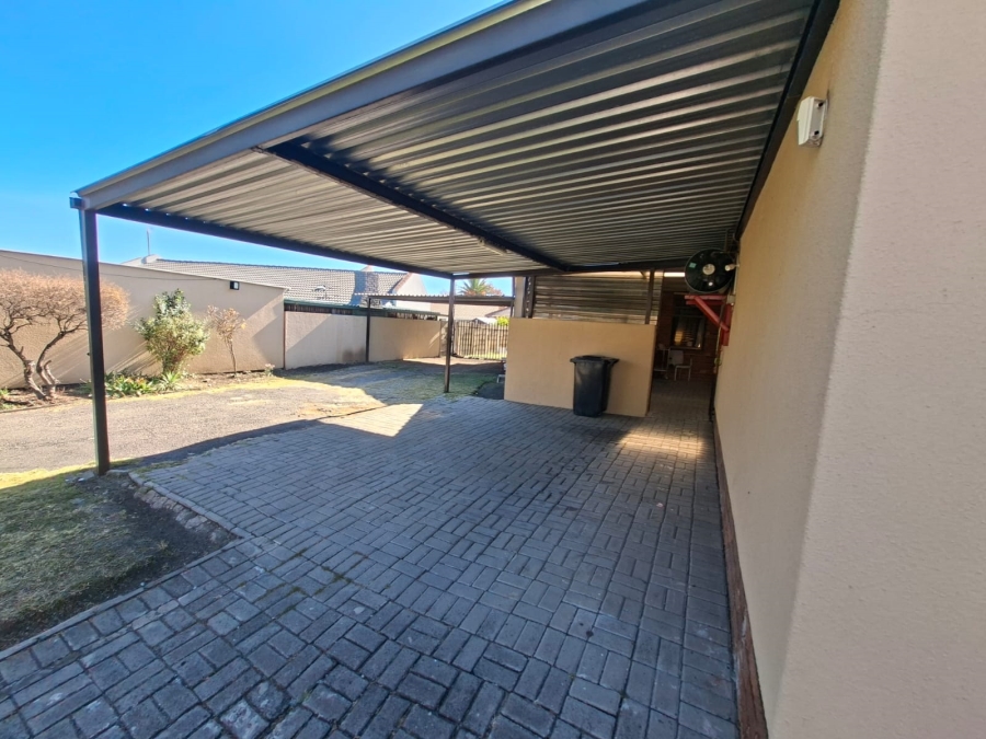 4 Bedroom Property for Sale in Sunset Park Mpumalanga