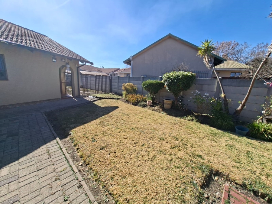 4 Bedroom Property for Sale in Sunset Park Mpumalanga