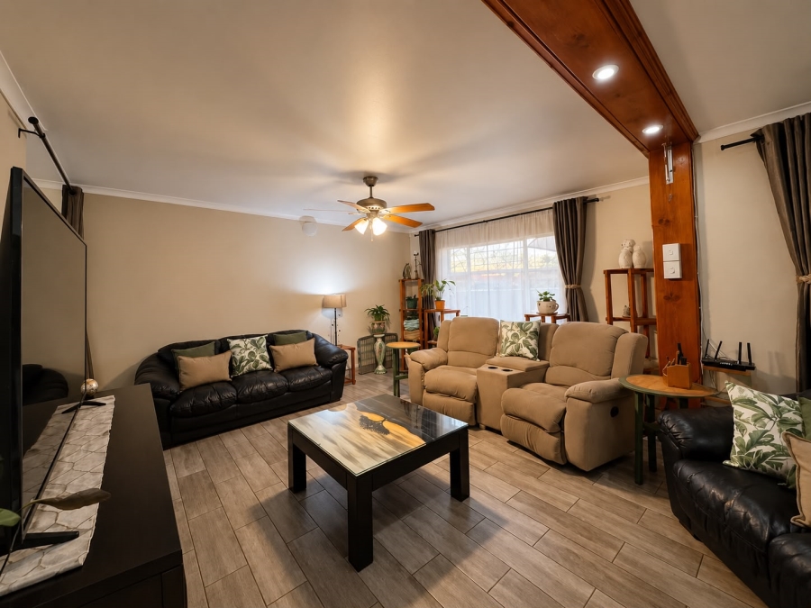 4 Bedroom Property for Sale in Secunda Mpumalanga