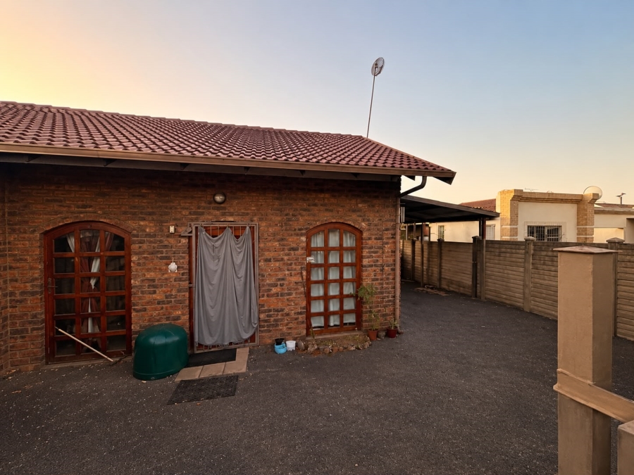 4 Bedroom Property for Sale in Secunda Mpumalanga