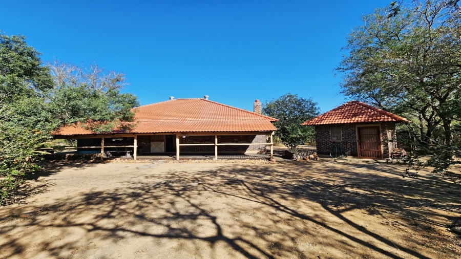 2 Bedroom Property for Sale in Marloth Park Mpumalanga