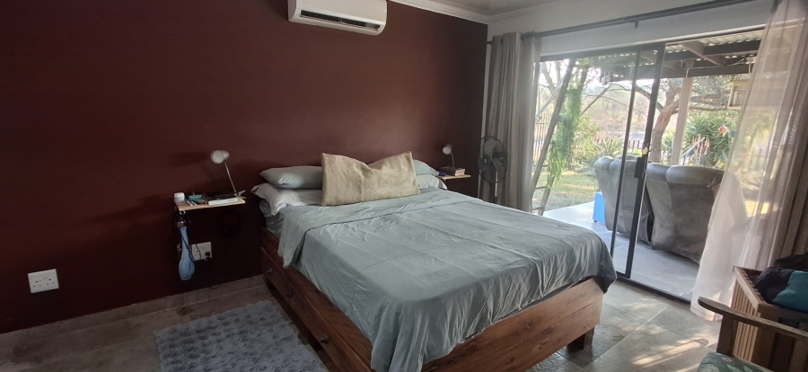 5 Bedroom Property for Sale in West Acres Ext 20 Mpumalanga