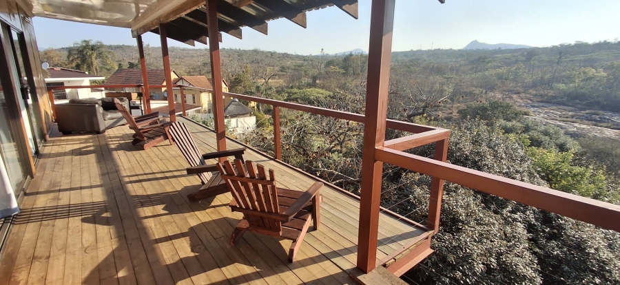 5 Bedroom Property for Sale in West Acres Ext 20 Mpumalanga