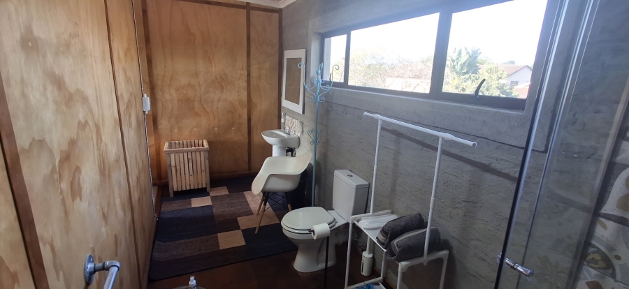5 Bedroom Property for Sale in West Acres Ext 20 Mpumalanga