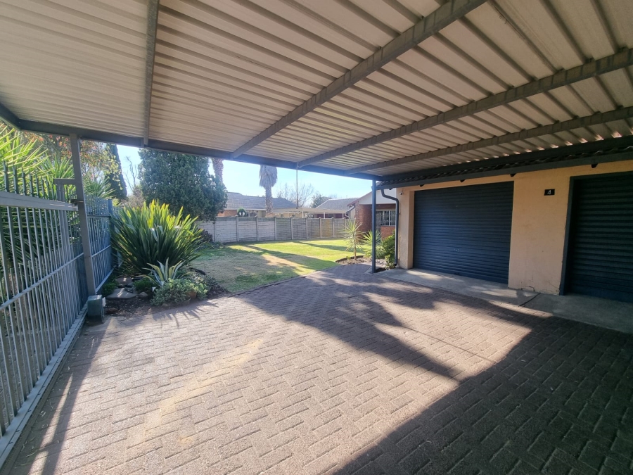 4 Bedroom Property for Sale in Noordrand Mpumalanga