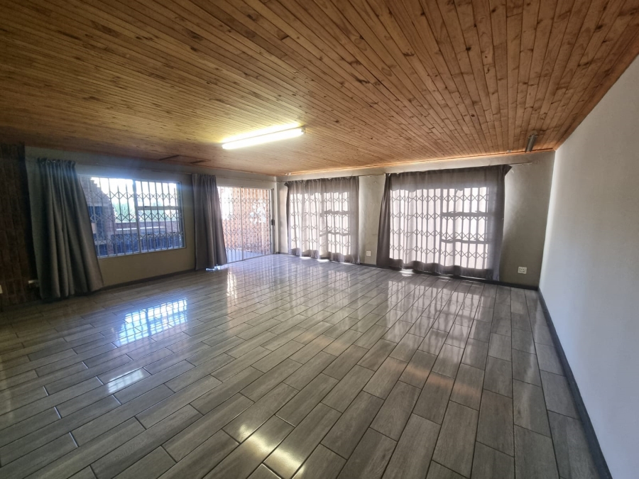 4 Bedroom Property for Sale in Noordrand Mpumalanga
