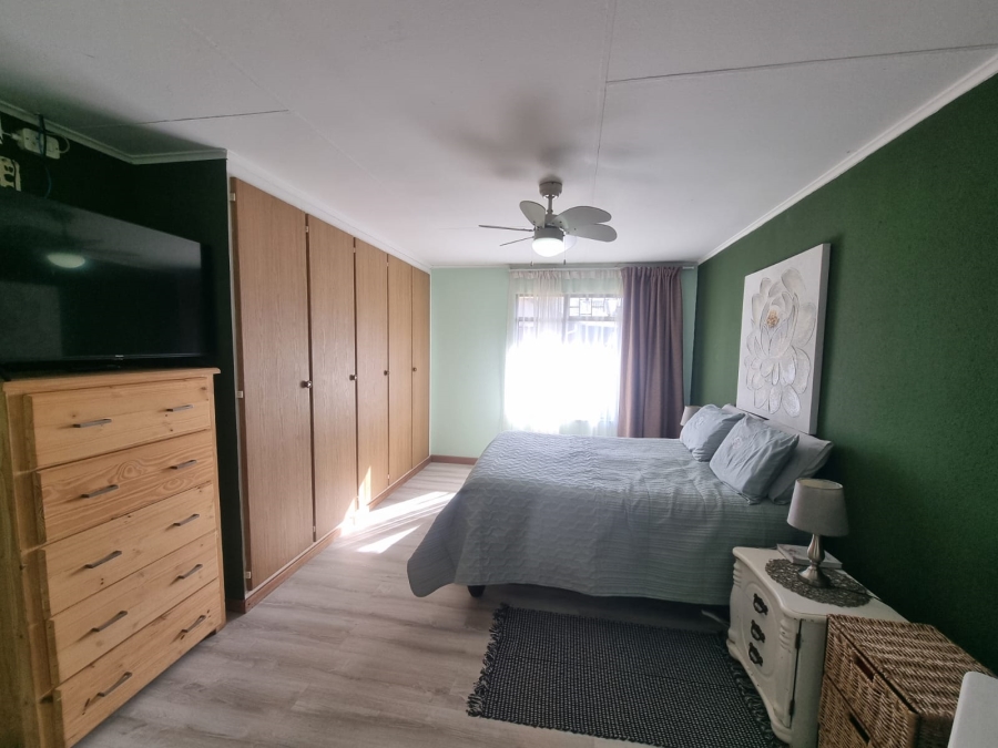 4 Bedroom Property for Sale in Noordrand Mpumalanga
