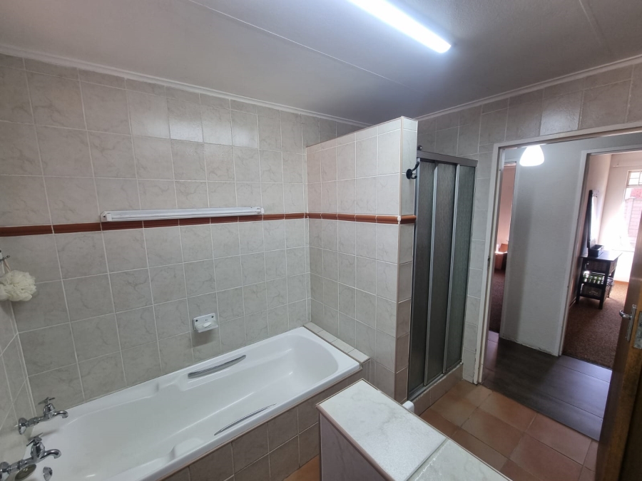 4 Bedroom Property for Sale in Noordrand Mpumalanga