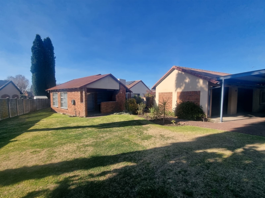 4 Bedroom Property for Sale in Noordrand Mpumalanga