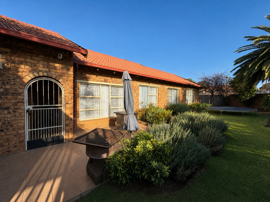 4 Bedroom Property for Sale in Reyno Ridge Mpumalanga
