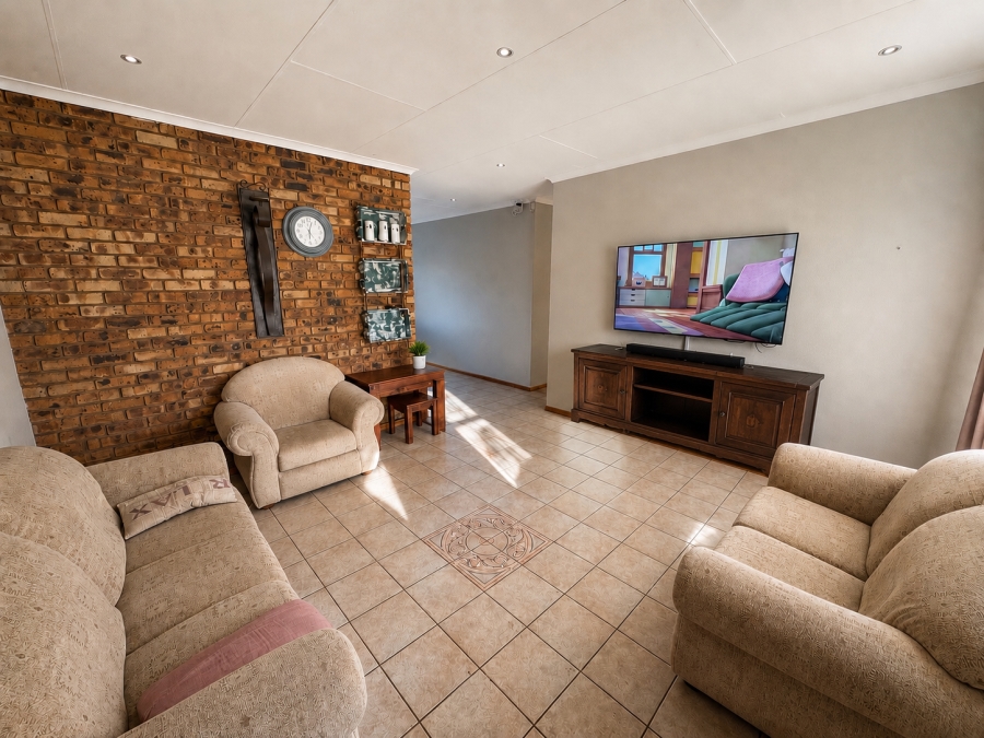 4 Bedroom Property for Sale in Reyno Ridge Mpumalanga