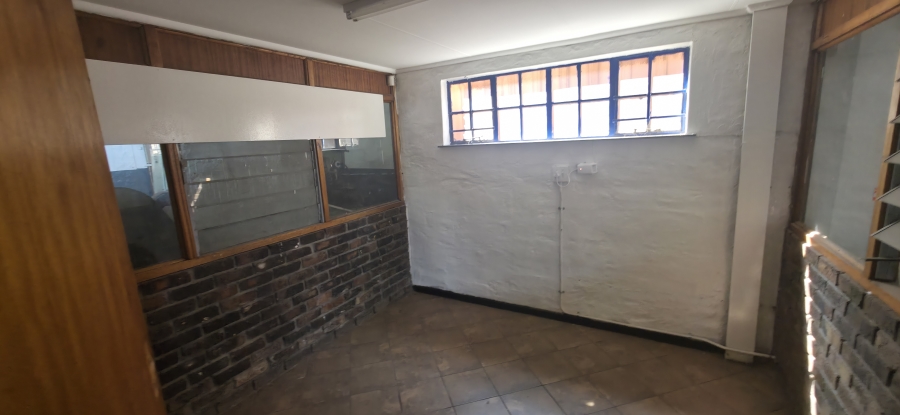 Commercial Property for Sale in Witbank Ext 8 Mpumalanga