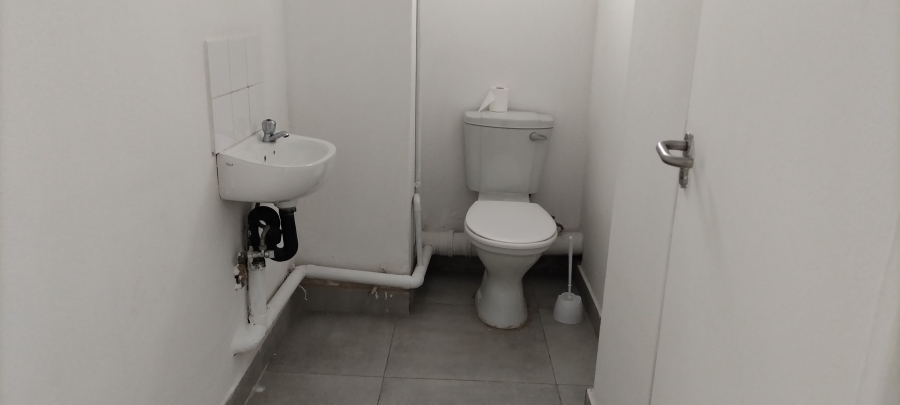 To Let Commercial Property for Rent in Nelspruit Ext 14 Mpumalanga