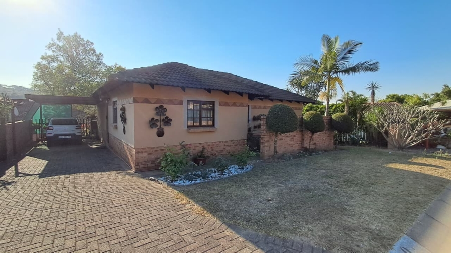 2 Bedroom Property for Sale in West Acres Mpumalanga
