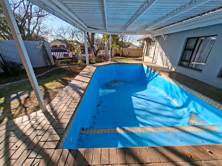 5 Bedroom Property for Sale in Secunda Mpumalanga