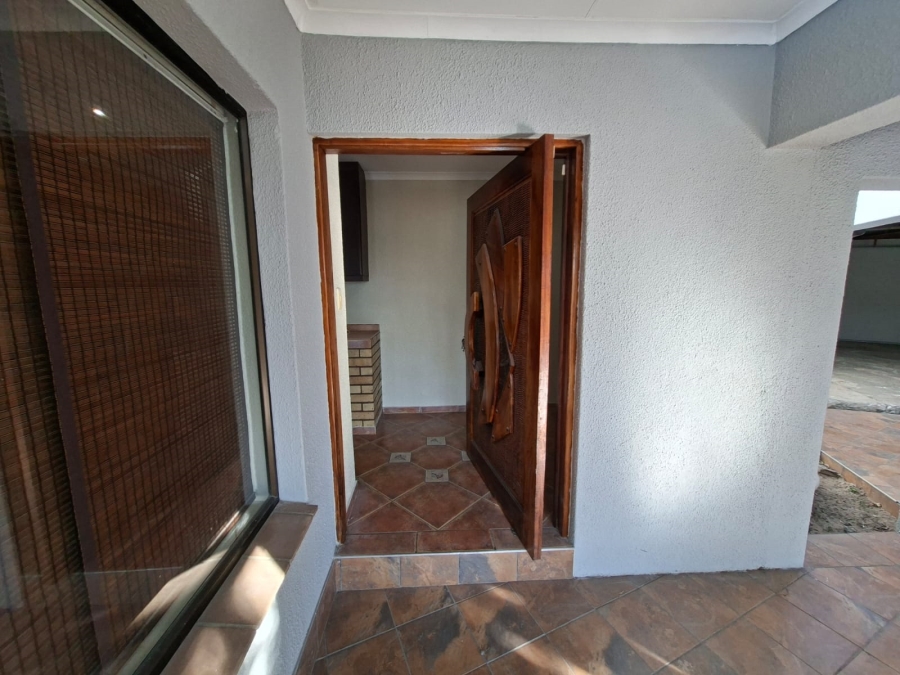 5 Bedroom Property for Sale in Secunda Mpumalanga