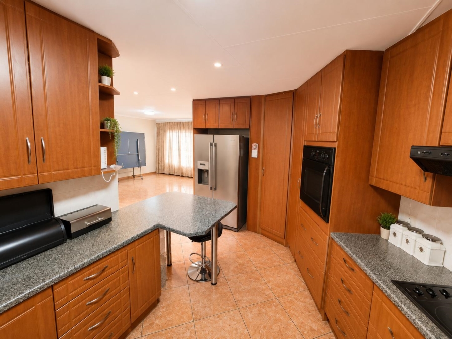 5 Bedroom Property for Sale in Secunda Mpumalanga