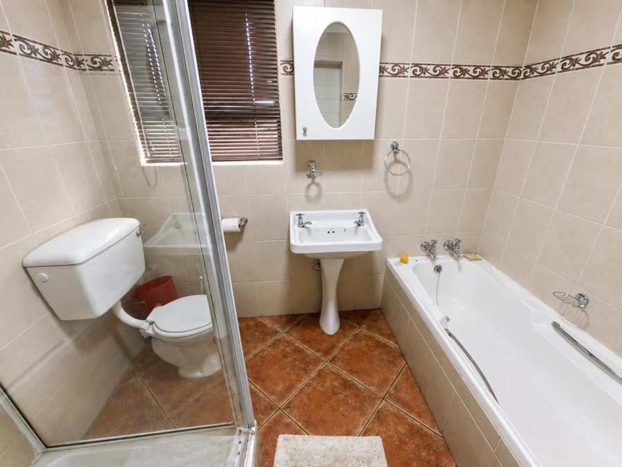 5 Bedroom Property for Sale in Secunda Mpumalanga