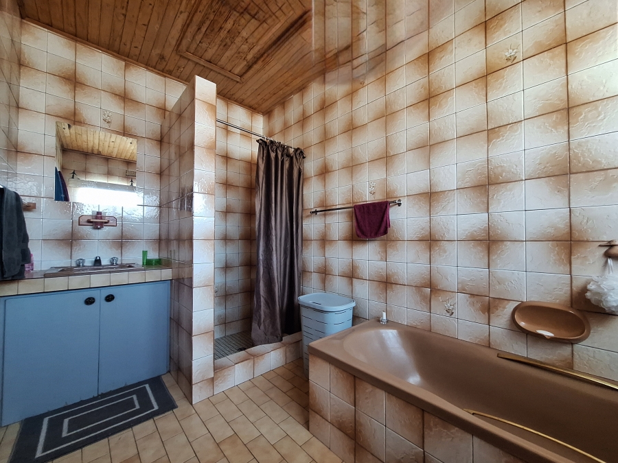 4 Bedroom Property for Sale in Volksrust Mpumalanga
