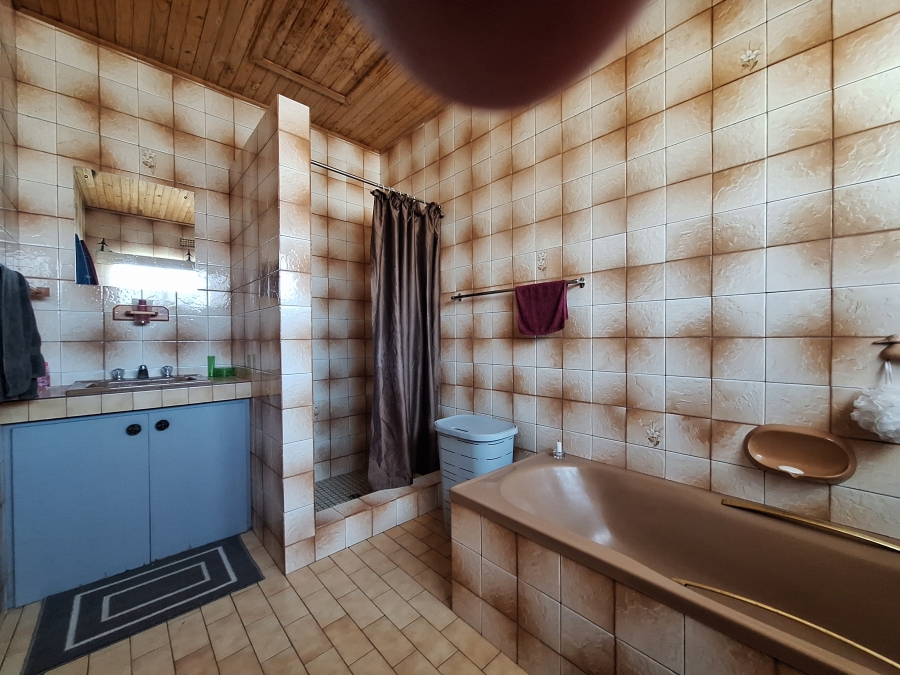 4 Bedroom Property for Sale in Volksrust Mpumalanga