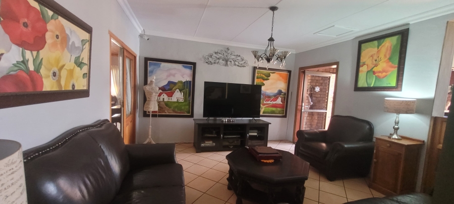 10 Bedroom Property for Sale in Aerorand Mpumalanga