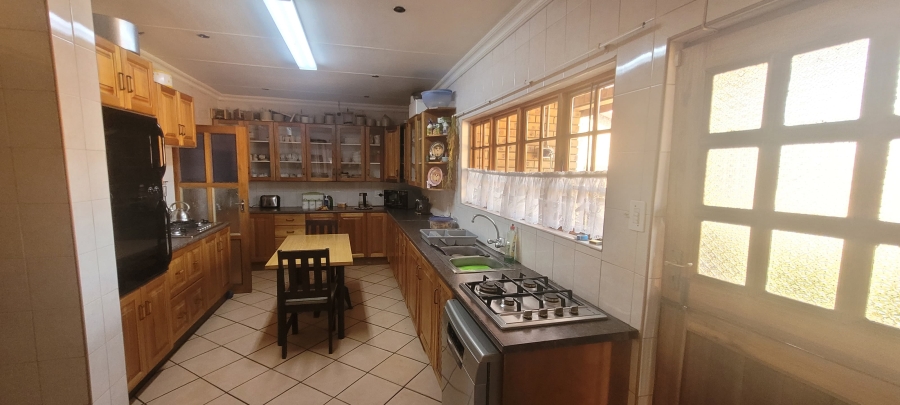 10 Bedroom Property for Sale in Aerorand Mpumalanga