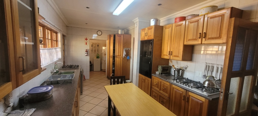 10 Bedroom Property for Sale in Aerorand Mpumalanga