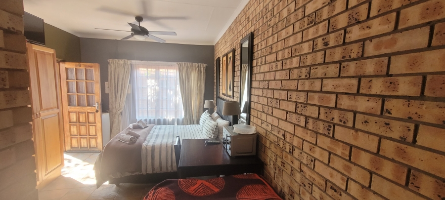 10 Bedroom Property for Sale in Aerorand Mpumalanga