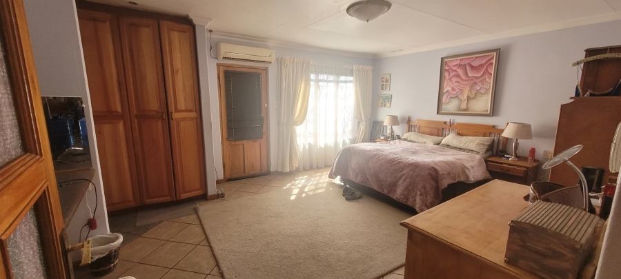 10 Bedroom Property for Sale in Aerorand Mpumalanga