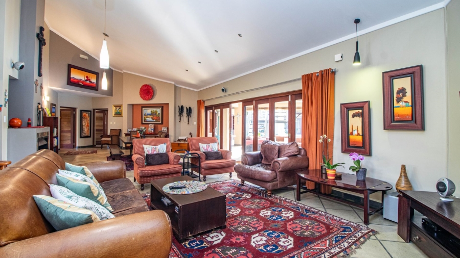 7 Bedroom Property for Sale in Uitsig Landgoed Estate Mpumalanga