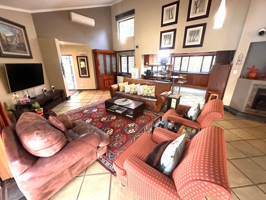 7 Bedroom Property for Sale in Uitsig Landgoed Estate Mpumalanga