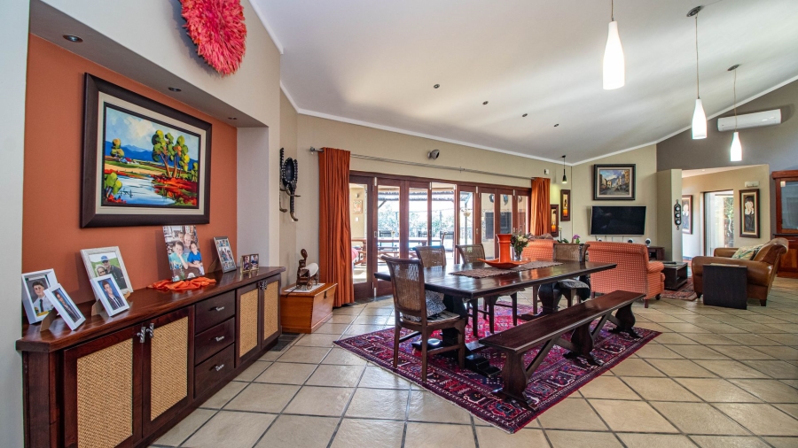 7 Bedroom Property for Sale in Uitsig Landgoed Estate Mpumalanga