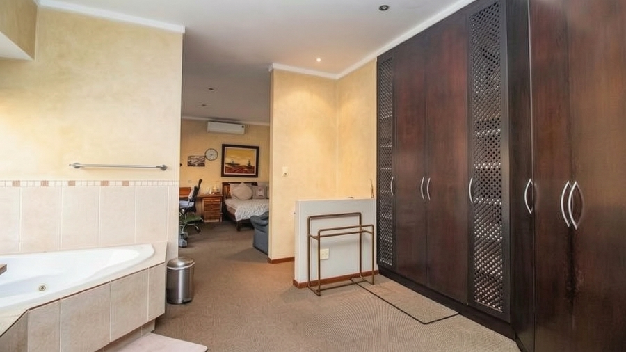 7 Bedroom Property for Sale in Uitsig Landgoed Estate Mpumalanga