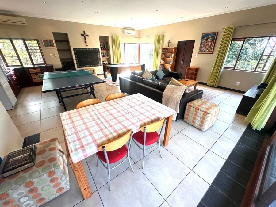 7 Bedroom Property for Sale in Uitsig Landgoed Estate Mpumalanga