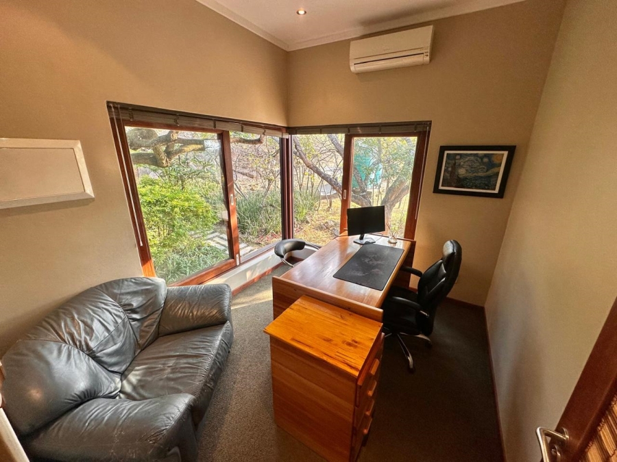 7 Bedroom Property for Sale in Uitsig Landgoed Estate Mpumalanga