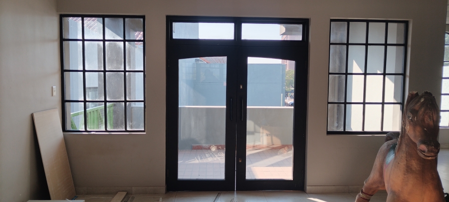 To Let Commercial Property for Rent in Nelspruit Ext 14 Mpumalanga