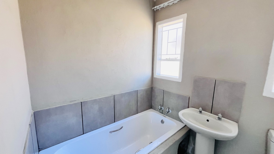 To Let 3 Bedroom Property for Rent in Secunda Mpumalanga