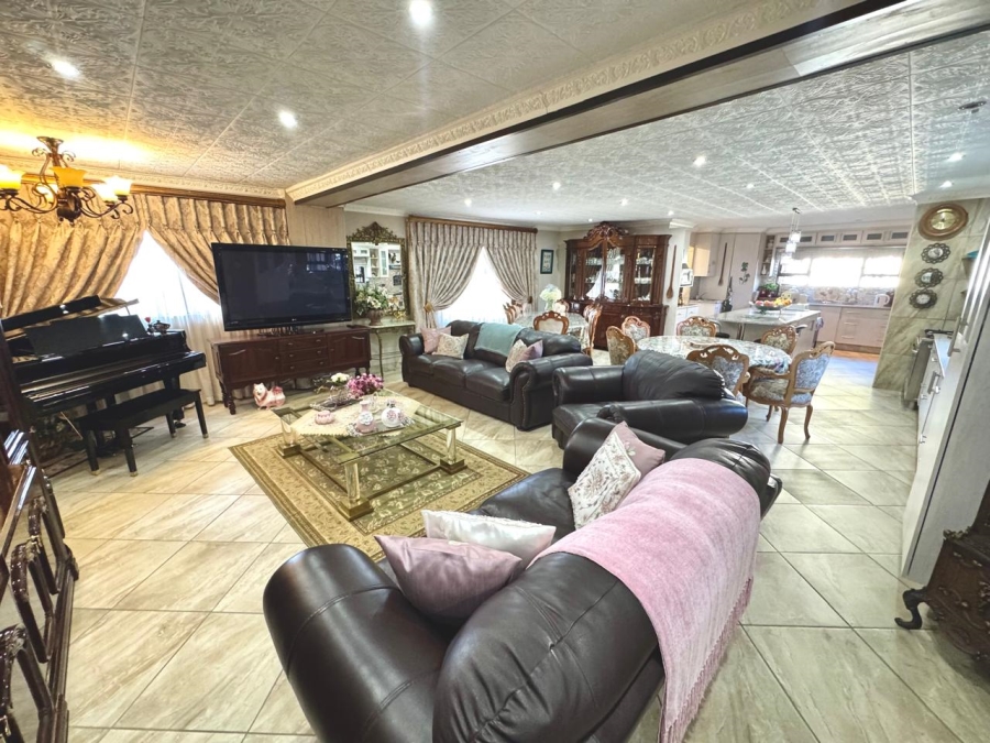 6 Bedroom Property for Sale in Evander Mpumalanga